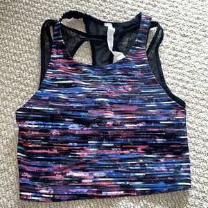 Lululemon mixed media size 4 crop top